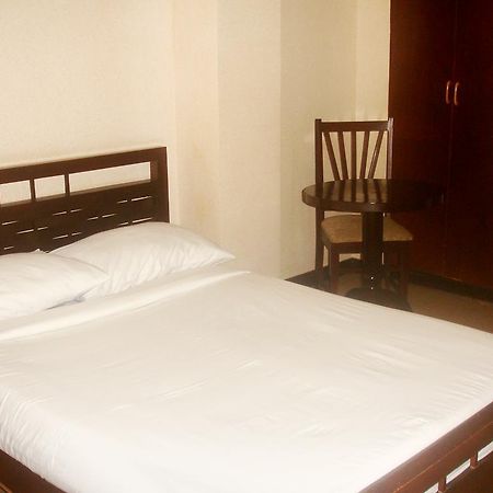 Roxas Midtown Hotel Roxas City Exterior foto