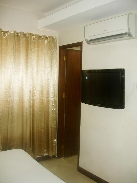 Roxas Midtown Hotel Roxas City Quarto foto