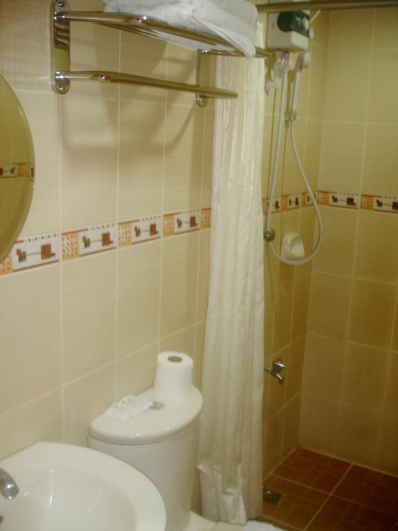Roxas Midtown Hotel Roxas City Quarto foto